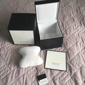 Nwt Gucci watch box